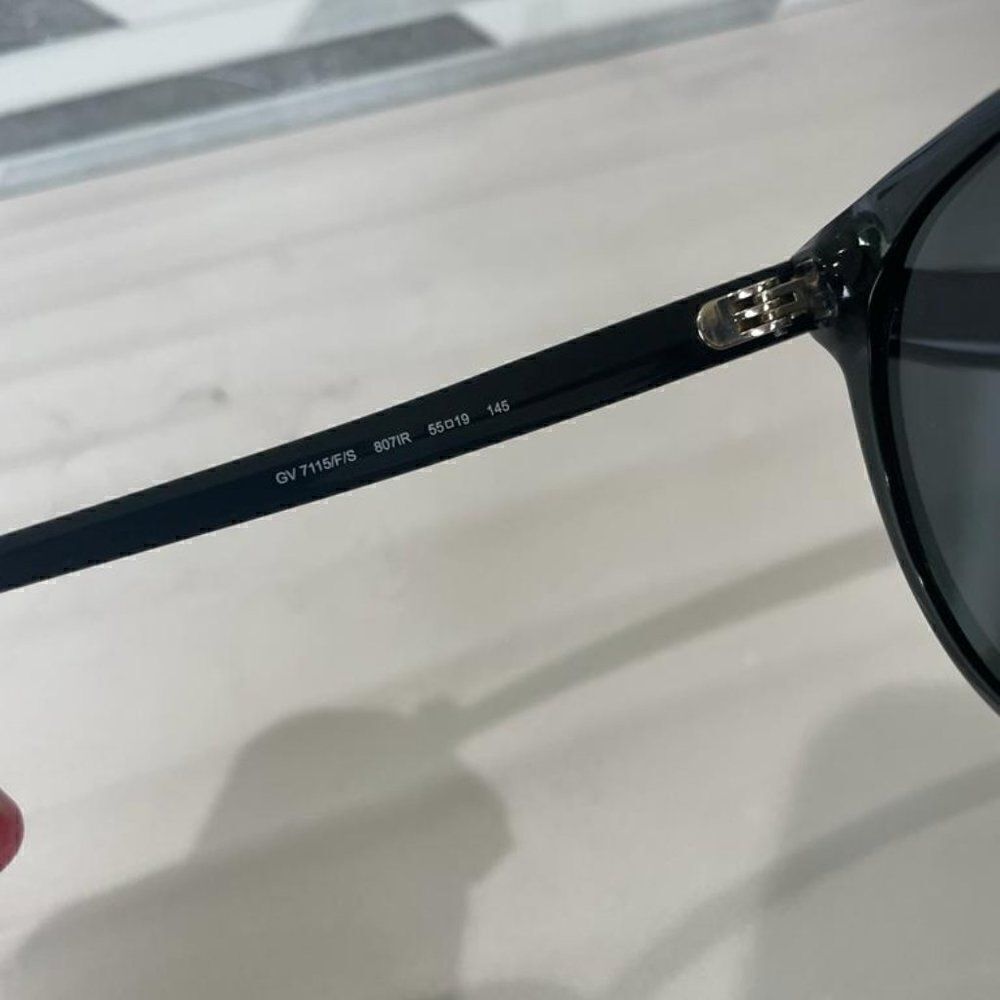 NIB Givenchy GV 7115/F/S Unisex Sunglasses - Picture 6 of 10